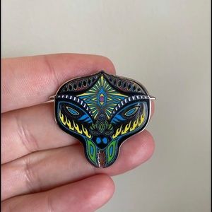 Mantis Hat Pin